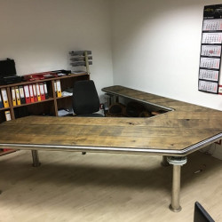 Kundenprojekt: Schreibtischplatte aus Eichenbohlen 